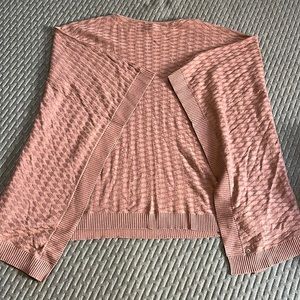 Lululemon woven poncho. No size- OSFM. Color: mauve, taupe